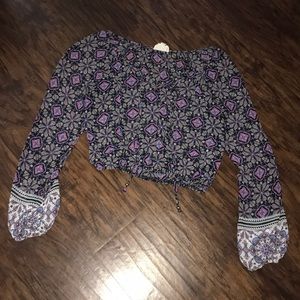 Long sleeve crop top